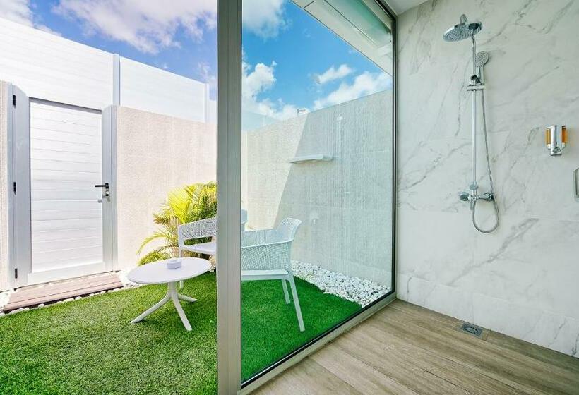 اتاق یک تخته با تراس, Nayra - Adults Only