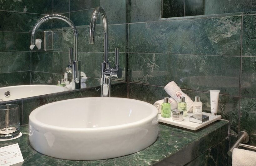 اتاق سوپریور با چشمانداز, NH Collection Madrid Paseo Del Prado