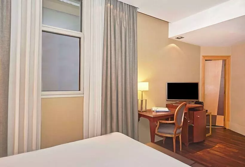 Superior Interior Room, NH Collection Madrid Paseo Del Prado