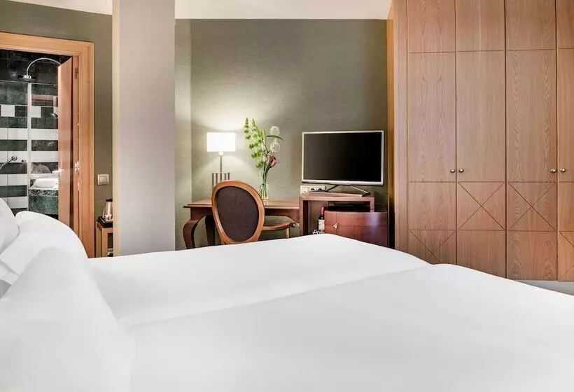 Superior Interior Room, NH Collection Madrid Paseo Del Prado