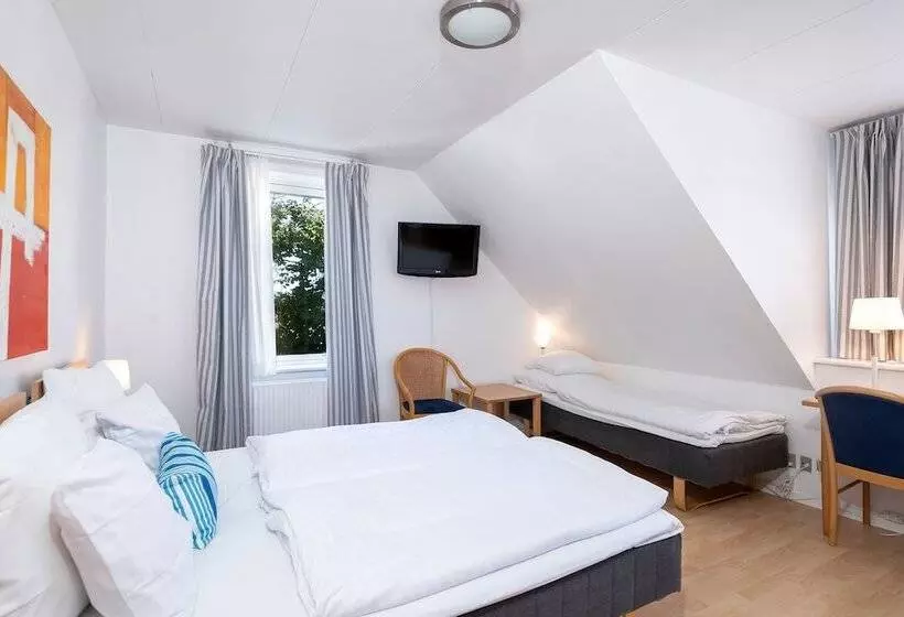 اتاق استاندارد سه نفره, Petit Skagen, Sure Collection By Best Western