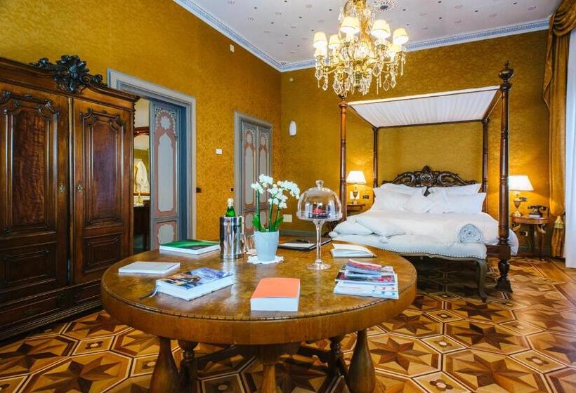 جناح بريميوم, Relais & Chateaux Villa Crespi