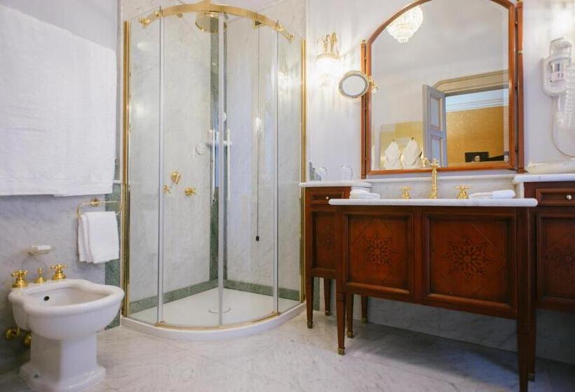 غرفة ديلوكس, Relais & Chateaux Villa Crespi