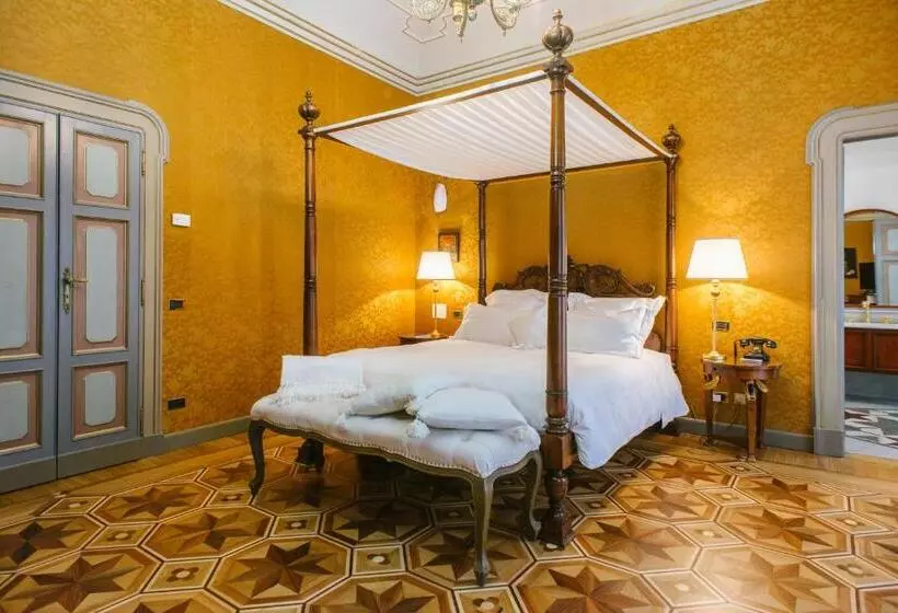 デラックスルーム, Relais & Chateaux Villa Crespi