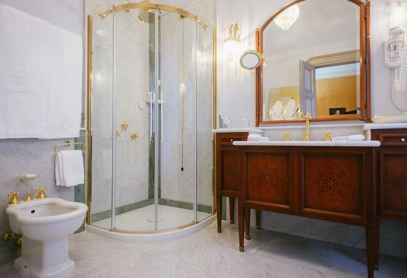 غرفة ديلوكس, Relais & Chateaux Villa Crespi