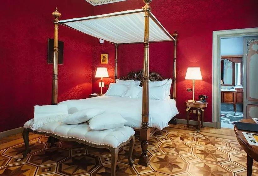 デラックスルーム, Relais & Chateaux Villa Crespi
