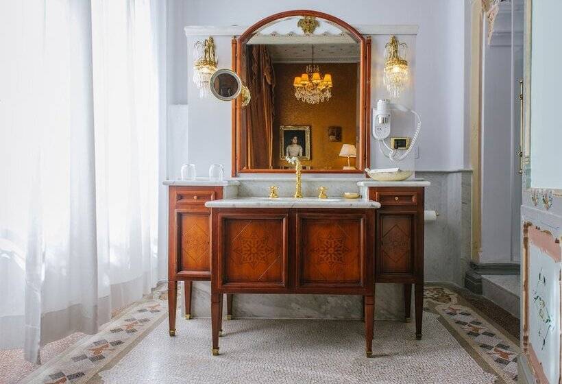 جناح بريميوم, Relais & Chateaux Villa Crespi