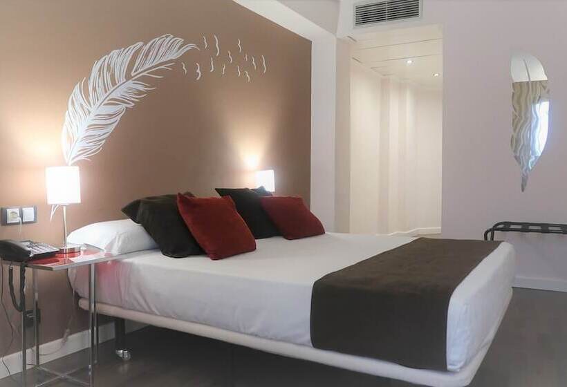 标准间, Teruel Plaza