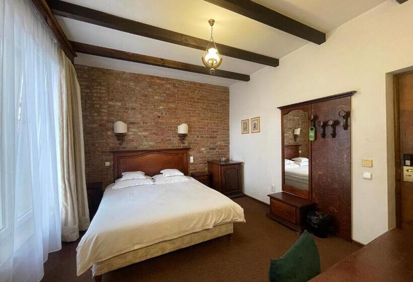 غرفة قياسية, Topaz Boutique