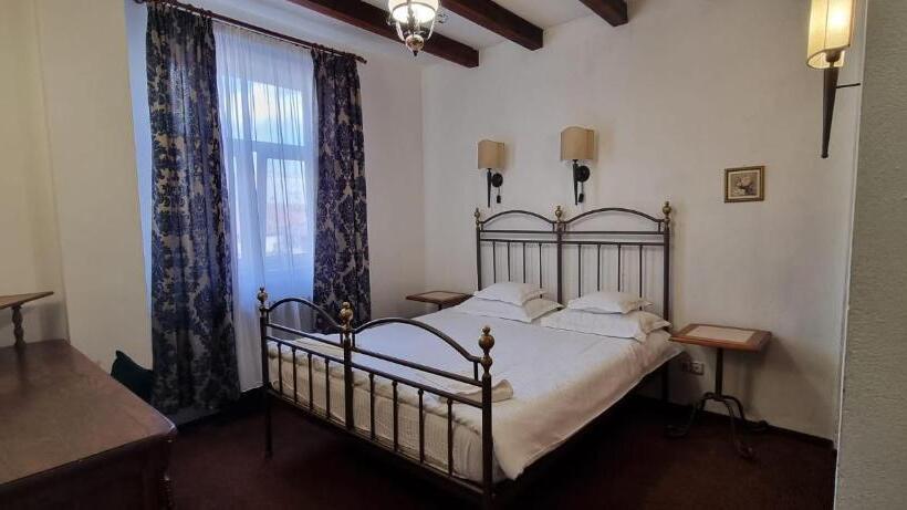 غرفة قياسية فردية, Topaz Boutique