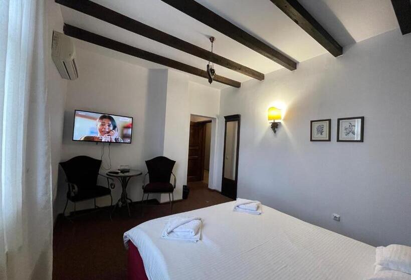 غرفة قياسية, Topaz Boutique