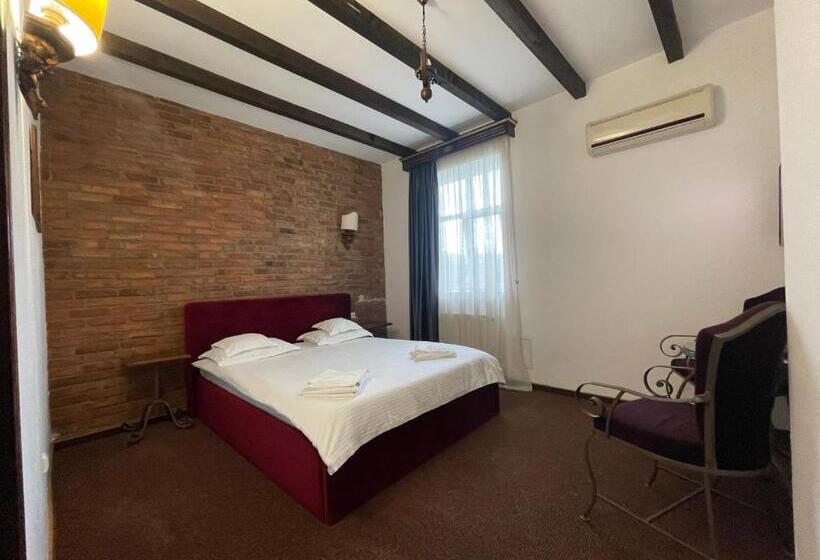 غرفة قياسية, Topaz Boutique