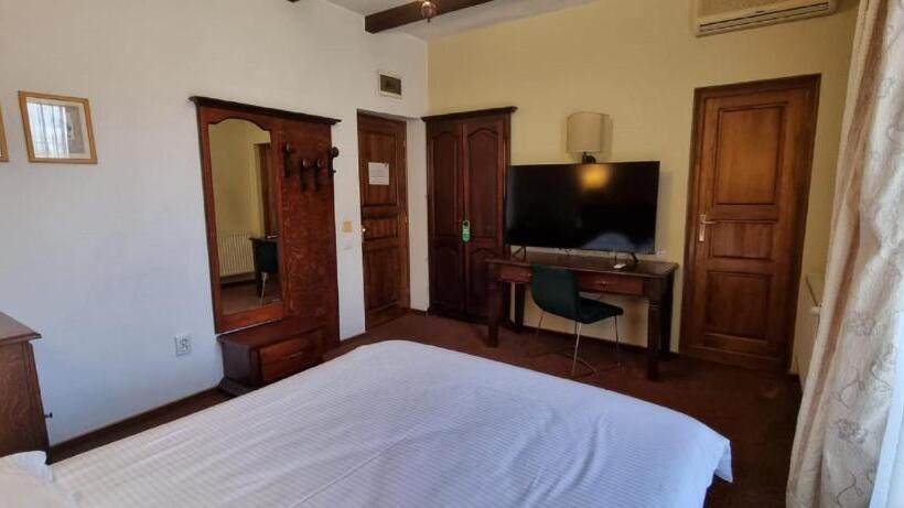 غرفة قياسية, Topaz Boutique