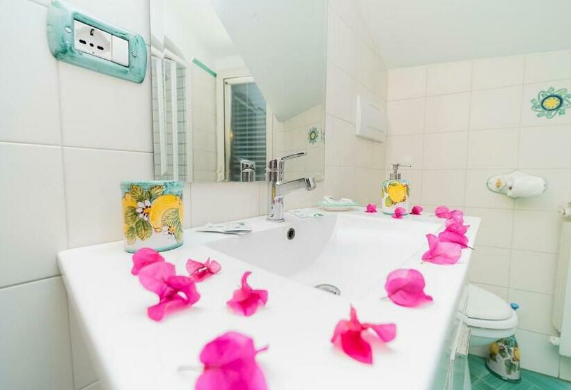 اتاق خانوادگی, Montagnella Relax