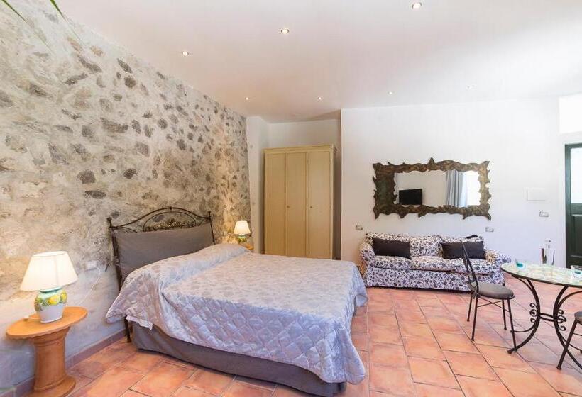 مجموعه ویستا شهر, Montagnella Relax