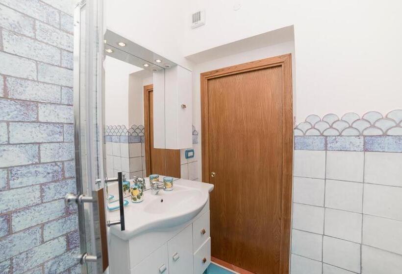 سوییت جونیور, Montagnella Relax