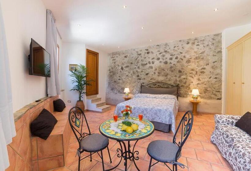 مجموعه ویستا شهر, Montagnella Relax