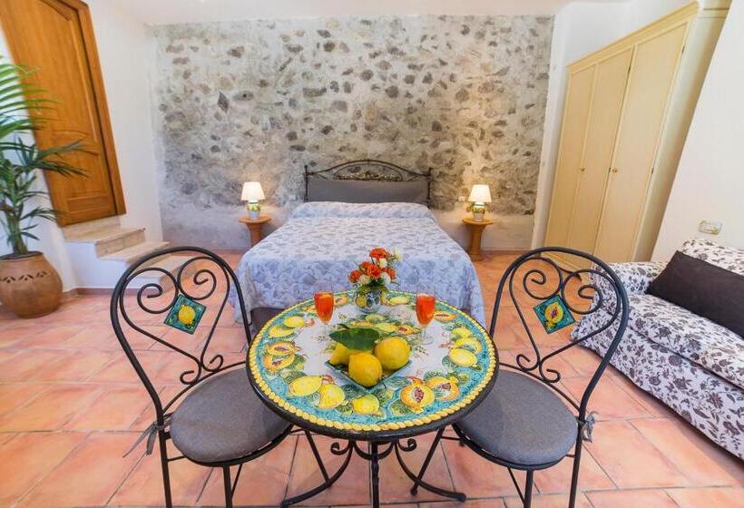 مجموعه ویستا شهر, Montagnella Relax