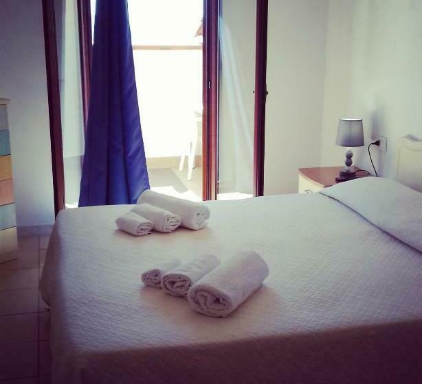 オーシャンビュースタンダードルームバルコニー付き, Albergo Labotte