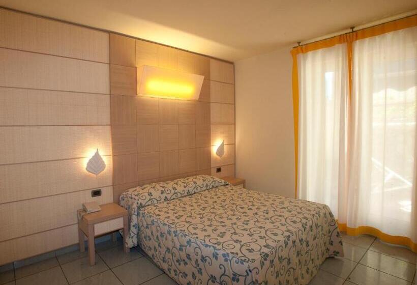 חדר סטנדרט נוף לגינה, Gabbiano