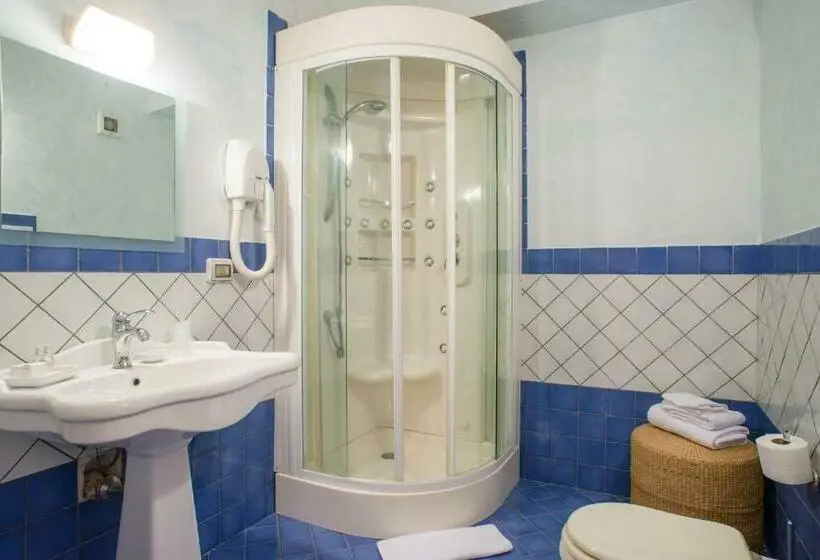 スタンダード4人部屋, Villa Mare