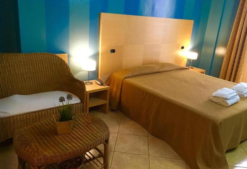 Номер Стандарт с Балконом, Villa Mare