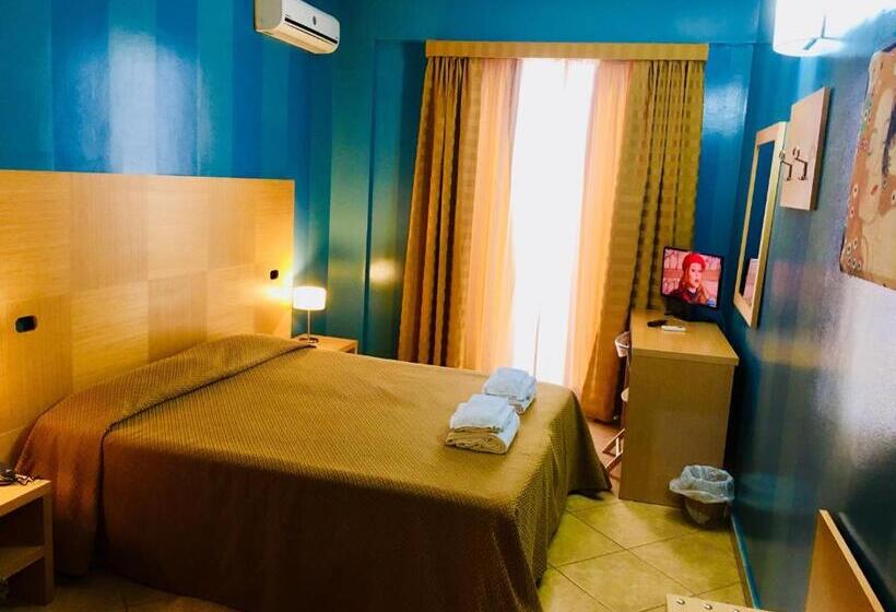 Номер Стандарт с Балконом, Villa Mare