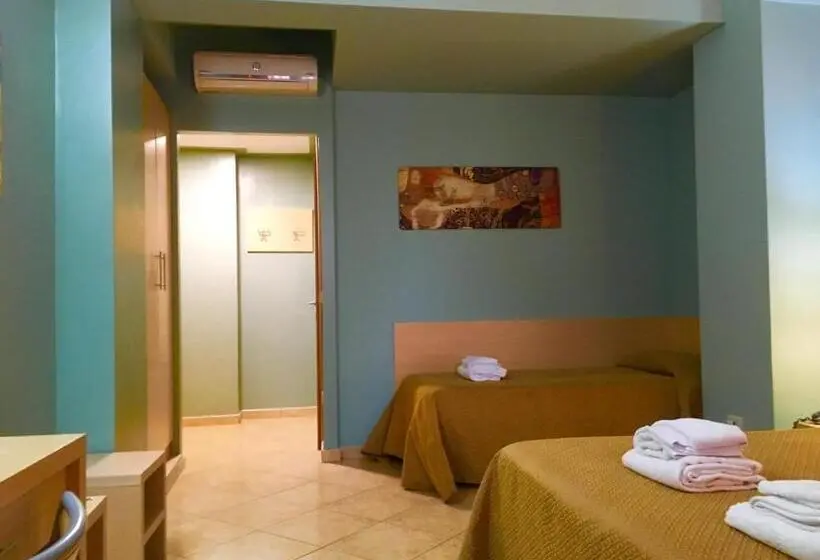 スタンダード4人部屋, Villa Mare