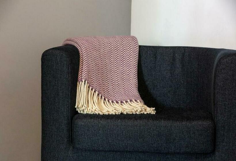 スイート, Serravale - House & Nature