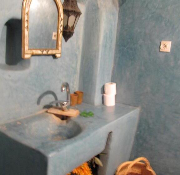 スタンダードトリプルルーム, Auberge Des Cavaliers Du Todra