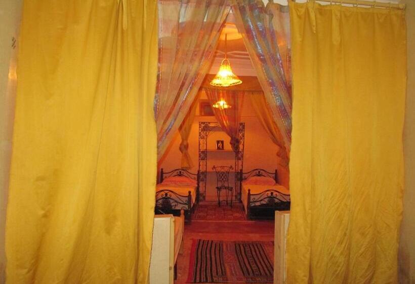 スタンダードスタジオ, Auberge Des Cavaliers Du Todra