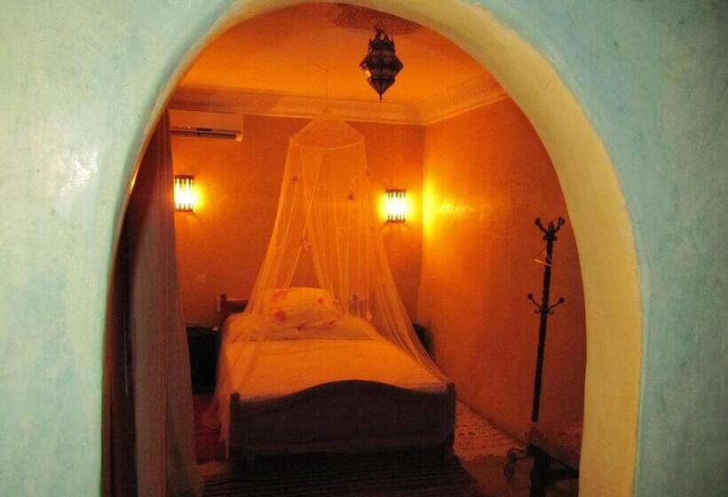 コンフォートルーム, Auberge Des Cavaliers Du Todra