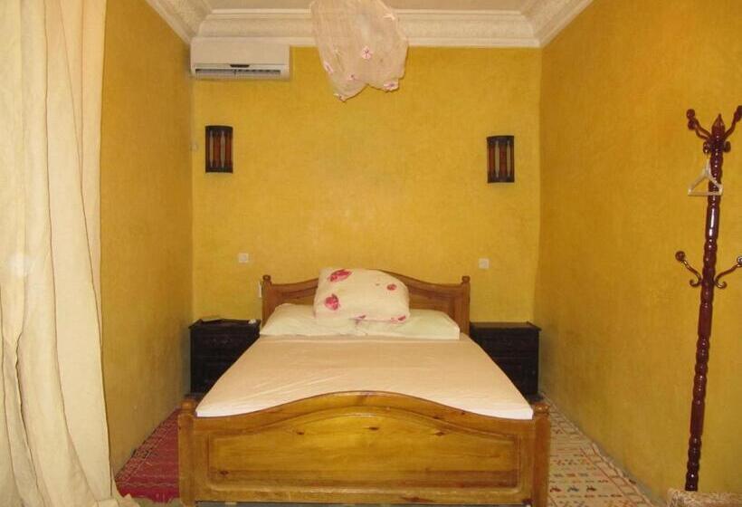 コンフォートルーム, Auberge Des Cavaliers Du Todra