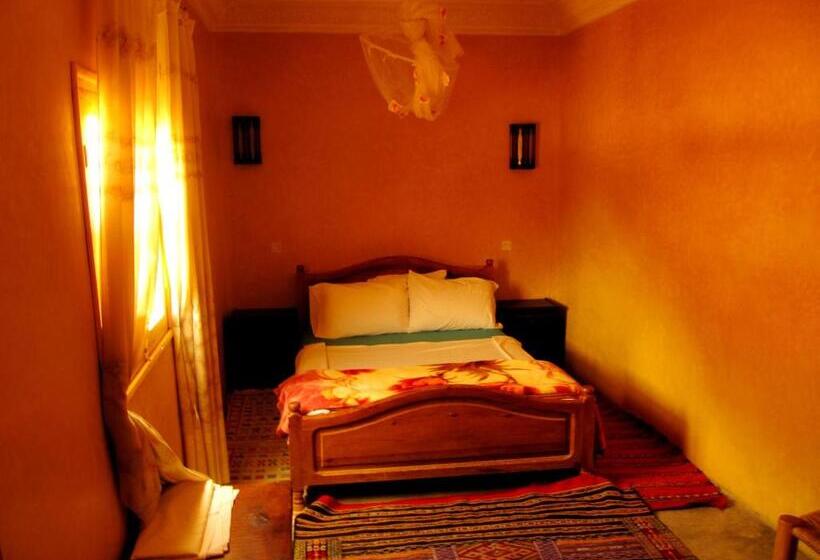 コンフォートルーム, Auberge Des Cavaliers Du Todra