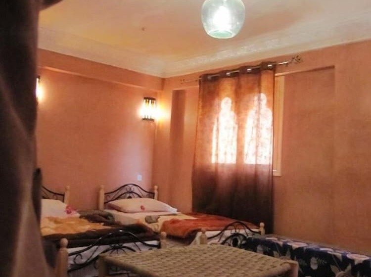 Номер Стандарт Трехместный, Auberge Des Cavaliers Du Todra