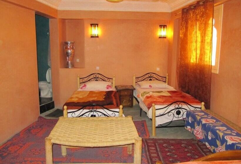 スタンダードトリプルルーム, Auberge Des Cavaliers Du Todra