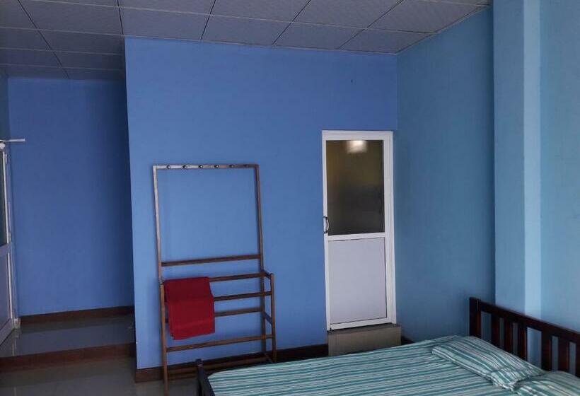 이코노미 룸, Saragama Residence