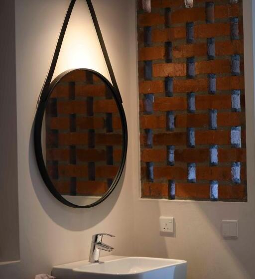 주니어 스위트 발코니, 38pc Boutique