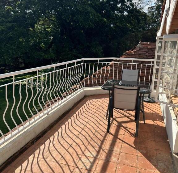 سوییت با چشم‌انداز کوه, Entim Sidai Wellness Sanctuary