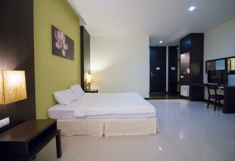 חדר דחוקס עם מיטת קינג, Jumbo House