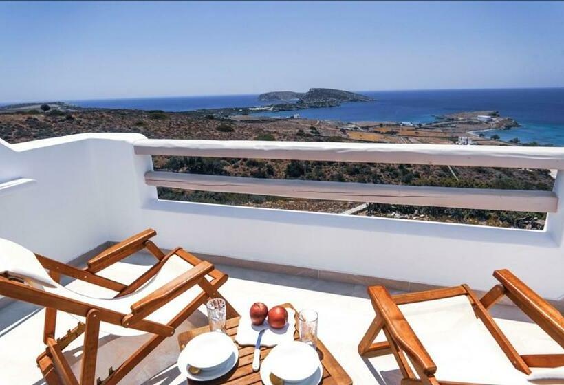 جناح مطلّ علي البحر, Theasis Luxury Suites