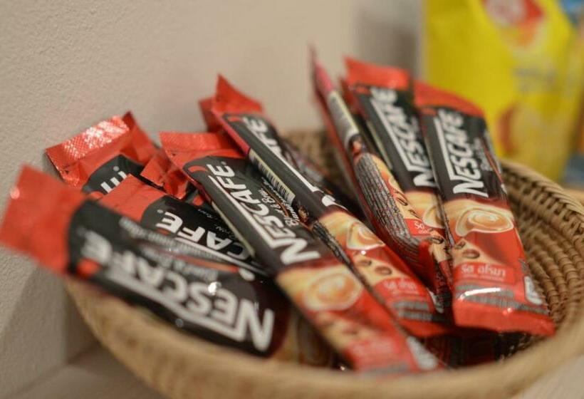 デラックスルーム, Ud Capital