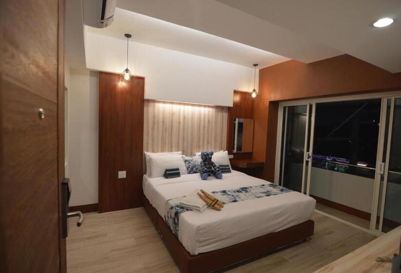 バルコニー付きデラックスルーム, Ud Capital