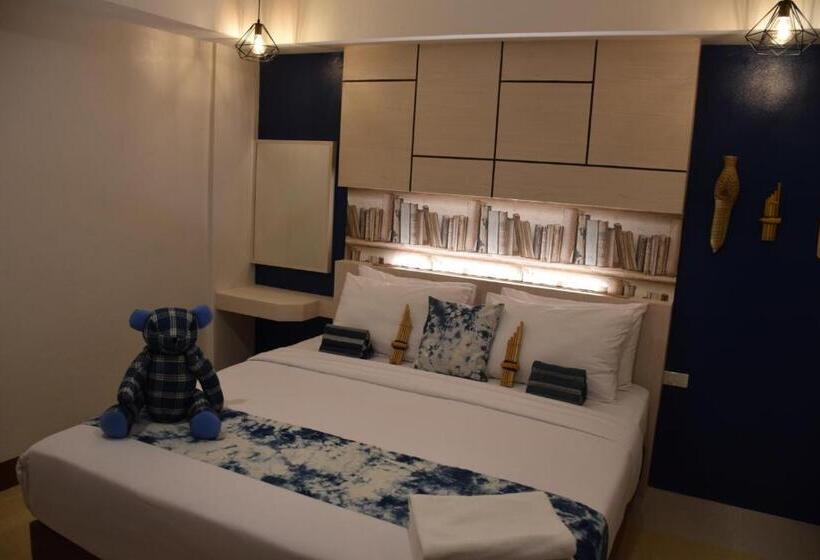 デラックスルーム, Ud Capital