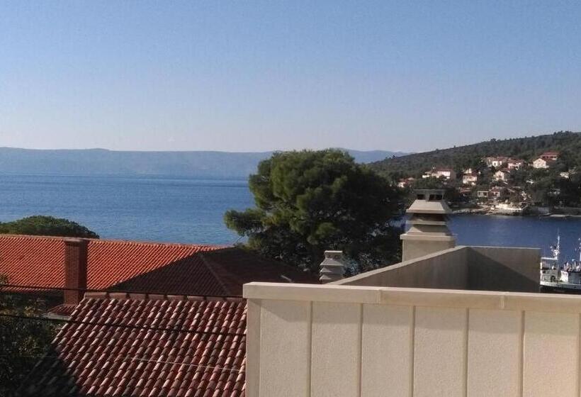 إستوديو قياسى مطل على البحر, Guest House Marija