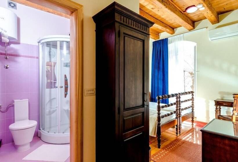 غرفة قياسية مطلّة علي البحر, Rooms Miron