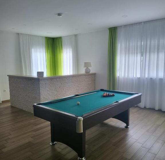 וילת חדר שינה 1 עם נוף לים, Yourcroatiaholiday   Villa With 6 Rooms