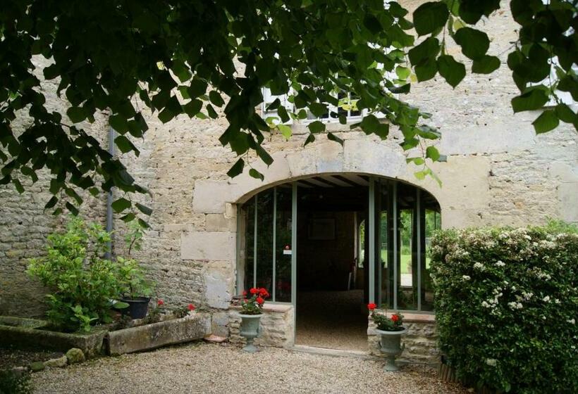 スーペリアースイート, Manoir De La Pataudière B&b