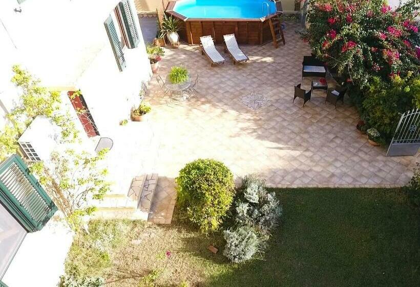 Номер Стандарт, B&b Del Viale