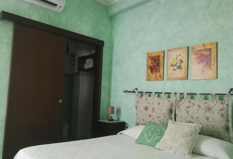 חדר סטנדרט לשלושה, B&b Del Viale